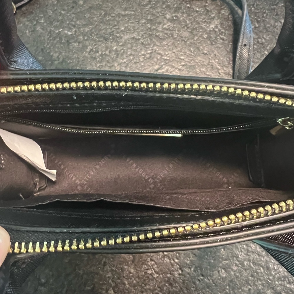 Hand bag